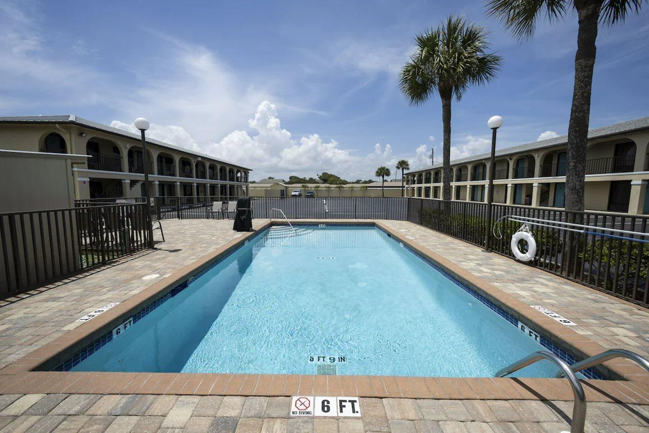 Ocean Breeze Inn St. Augustine Beach Экстерьер фото